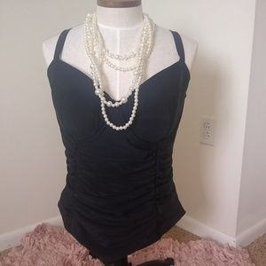 Black Swimsuit   ( NWOT)